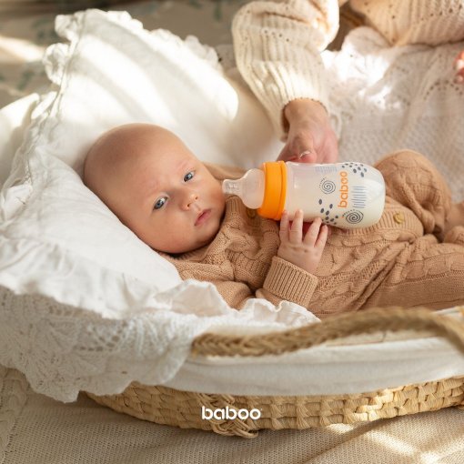 Sumažina oro patekimą ir padeda išvengti dieglių Antikolinis maitinimo buteliukas 3+ mėn BABOO,  250 ml | Mano Vaistinė