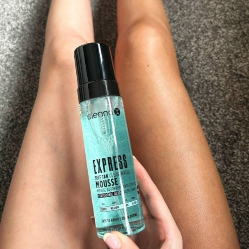 Skaidrios savaiminio įdegio putos SIENNA X  EXPRESS TAN WATER MOUSSE, 190 ml | Mano Vaistinė