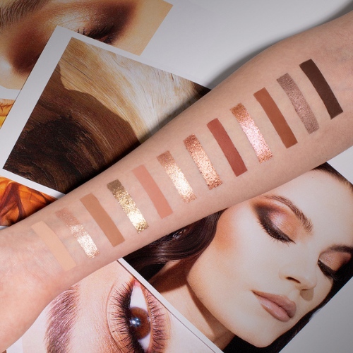 Neutraliai šilti tonai leidžia kurti tiek subtilius, tiek ryškius įvaizdžius Akių šešėlių paletė MESAUDA ARCHETYPE II, 12 g | Mano Vaistinė