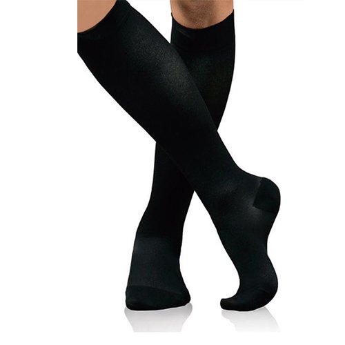 Kompresinės kojinės Gydomosios kompresinės kojinės TONUS ELAST TRAVEL 0401, 2 dydis (2 ūgis) juodos spalvos | Mano Vaistinė