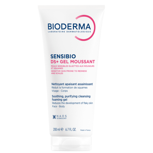 Ramina odos sudirgimą. Be pridėtinių kvapiųjų medžiagų Gelinis jautrios, pleiskanojančios ir paraudusios odos prausiklis BIODERMA SENSIBIO DS+, 200 ml | Mano Vaistinė