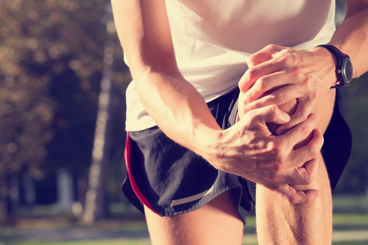 Gydytojas traumatologas pataria, kaip bėgiojantiesiems išsaugoti sveikus sąnarius